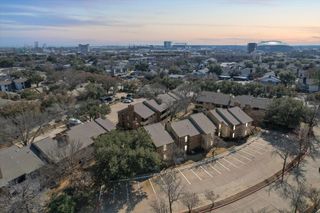 1909 Cloisters Drive 1021, Arlington, TX 76011