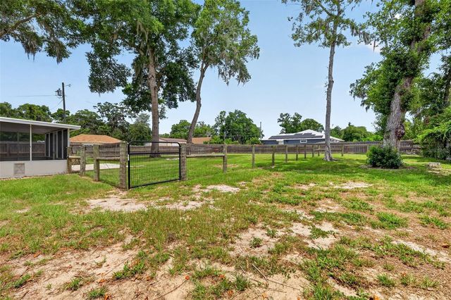 8857 JUNIPER ROAD, Ocala, FL 34480