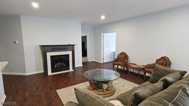 3211 Cleveland Ln 211, Rockaway Twp., NJ 07866