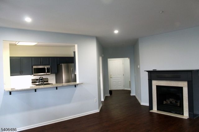 3211 Cleveland Ln 211, Rockaway Twp., NJ 07866