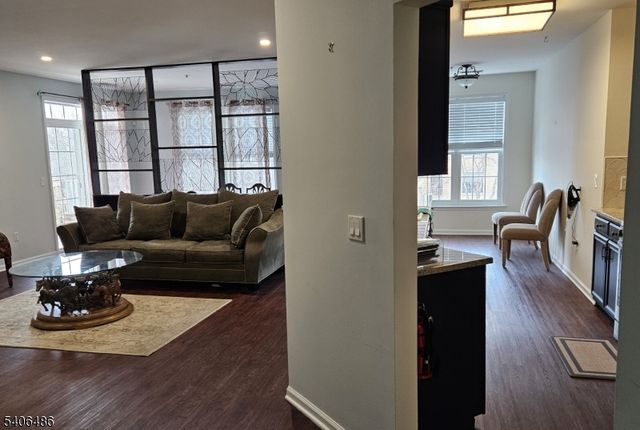 3211 Cleveland Ln 211, Rockaway Twp., NJ 07866