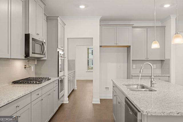 1907 Endress Circle, Hampton, GA 30228