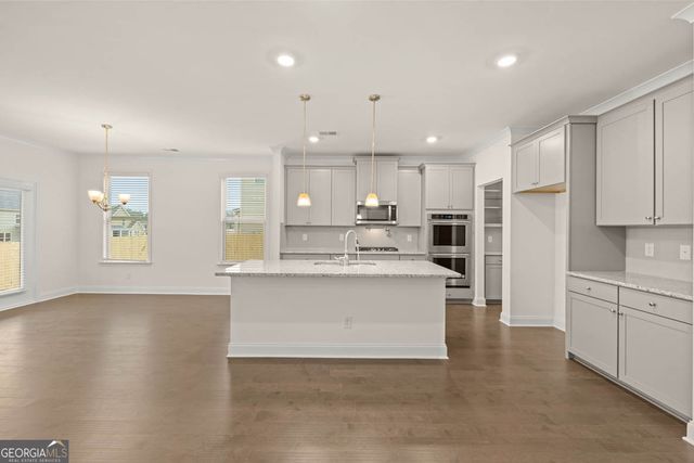 1907 Endress Circle, Hampton, GA 30228