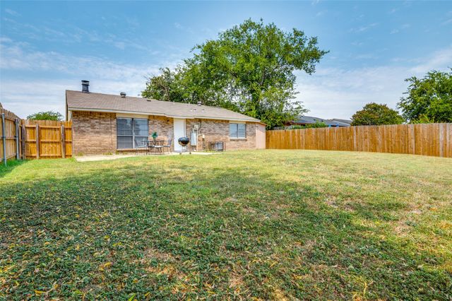10222 Red Maple Drive, Dallas, TX 75249