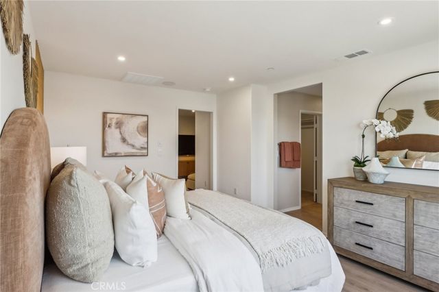 15525 April Dawn Way 2, Fontana, CA 92336