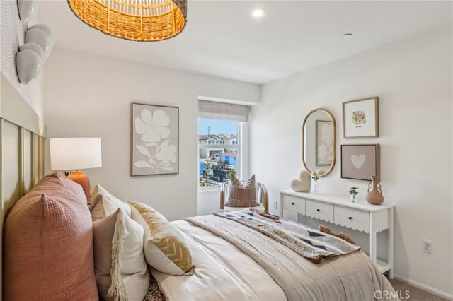 15525 April Dawn Way 2, Fontana, CA 92336