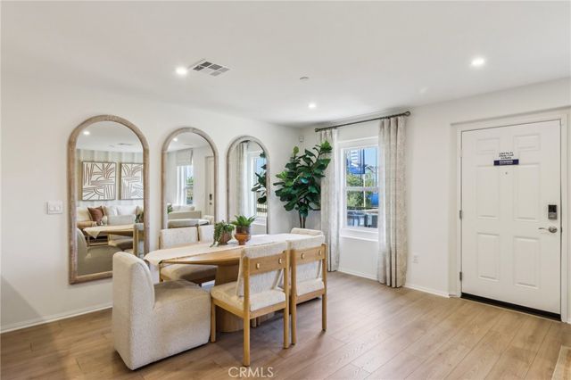 15525 April Dawn Way 2, Fontana, CA 92336