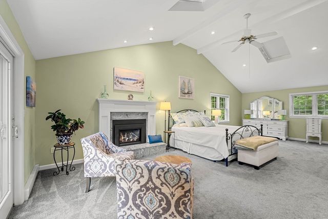 30 R Magnolia Ave, Gloucester, MA 01930