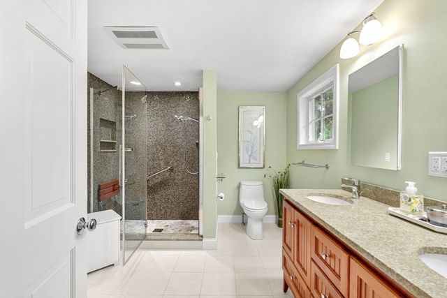 30 R Magnolia Ave, Gloucester, MA 01930