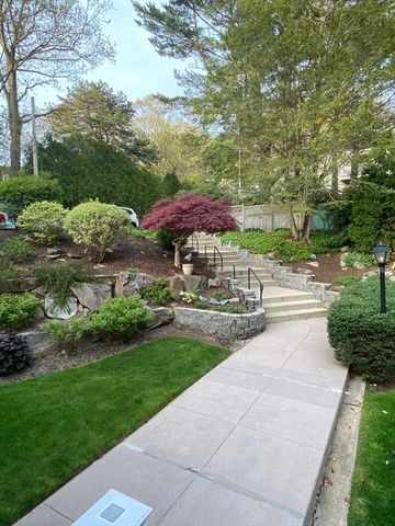30 R Magnolia Ave, Gloucester, MA 01930