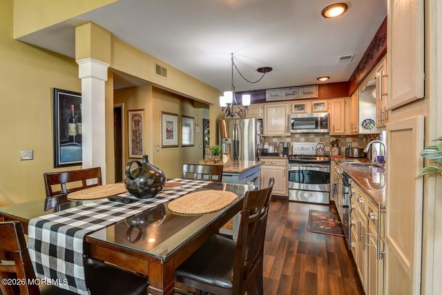 1671 Lacebark Court, Toms River, NJ 08755