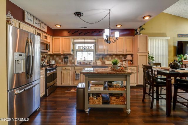 1671 Lacebark Court, Toms River, NJ 08755