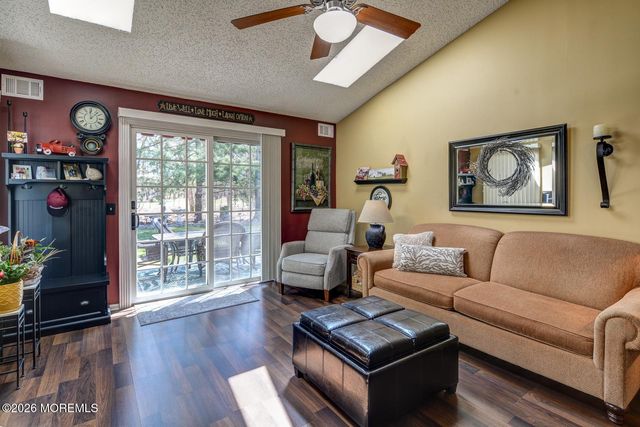 1671 Lacebark Court, Toms River, NJ 08755
