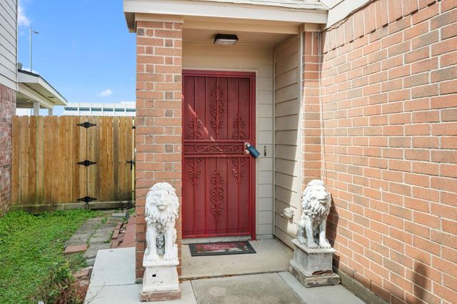 10506 Linsley Lane, Houston, TX 77034