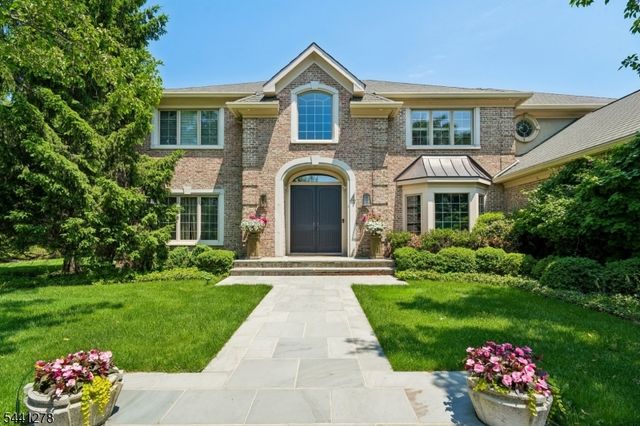 4 Brayton Rd, Livingston Twp., NJ 07039