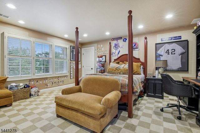 4 Brayton Rd, Livingston Twp., NJ 07039