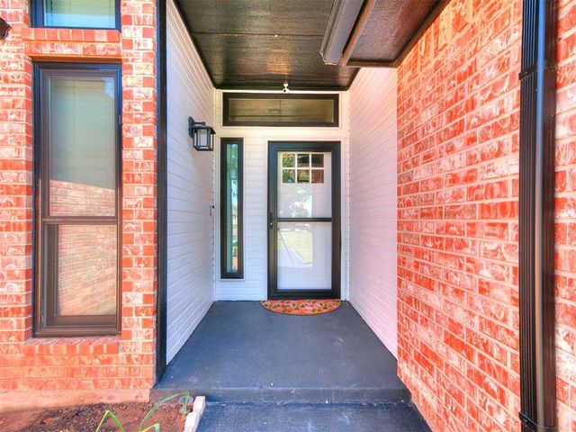 8300 SW Canyon Trail Drive, Oklahoma City, OK 73135