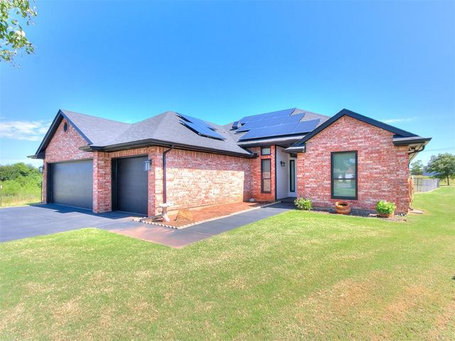 8300 SW Canyon Trail Drive, Oklahoma City, OK 73135