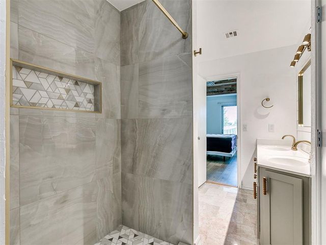 8300 SW Canyon Trail Drive, Oklahoma City, OK 73135