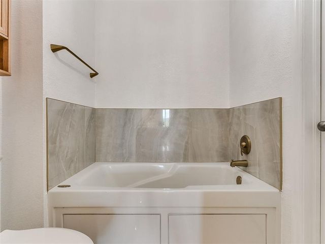 8300 SW Canyon Trail Drive, Oklahoma City, OK 73135