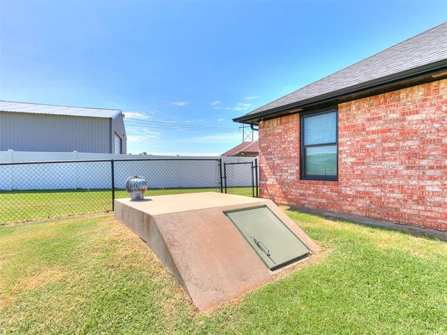 8300 SW Canyon Trail Drive, Oklahoma City, OK 73135