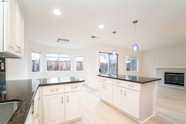 6156 Corte Padre, Pleasanton, CA 94566