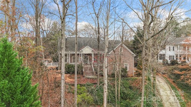 1404 Mt Isle Harbor Drive, Charlotte, NC 28214