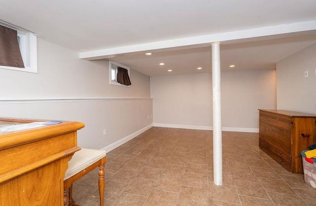 20 Colonial Drive, Salem, NH 03079