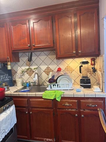 2931 E 65th, Long Beach, CA 90805