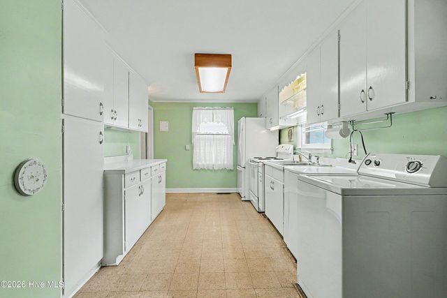 2409 Louisiana Street, Wilmington, NC 28401