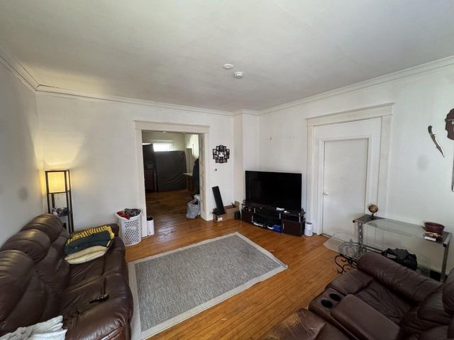 1729 S 12th STREET, Sheboygan, WI 53081