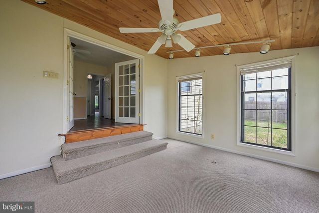 196 TANSBORO RD, Berlin, NJ 08009