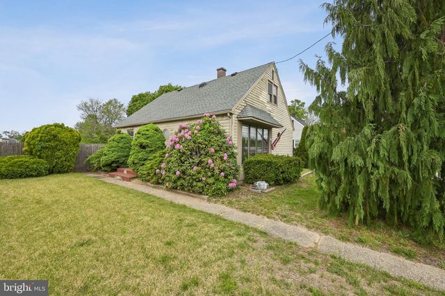196 TANSBORO RD, Berlin, NJ 08009