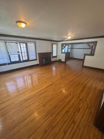 3237 Sheridan Avenue N, Minneapolis, MN 55412