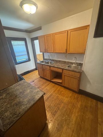 3237 Sheridan Avenue N, Minneapolis, MN 55412