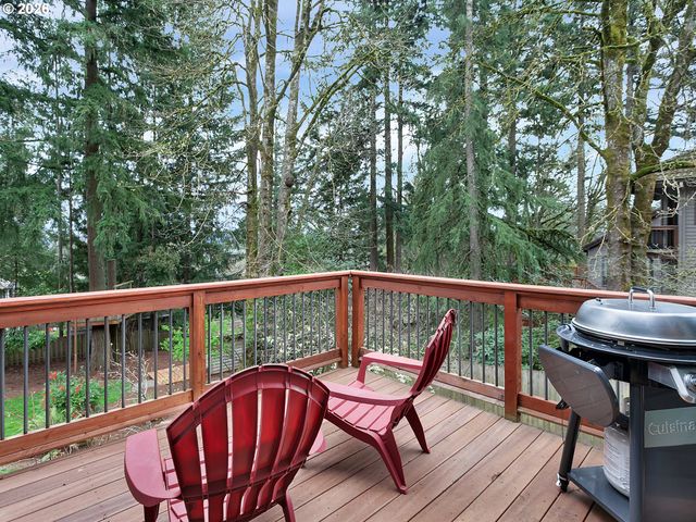 22790 OREGON CITY Loop, West Linn, OR 97068