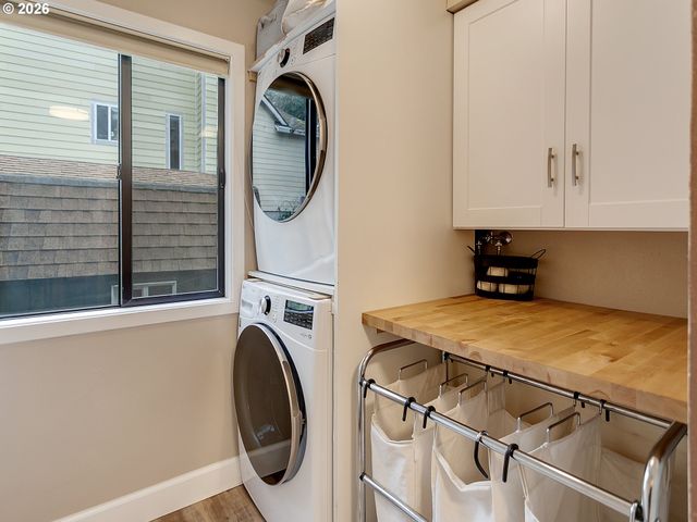 22790 OREGON CITY Loop, West Linn, OR 97068