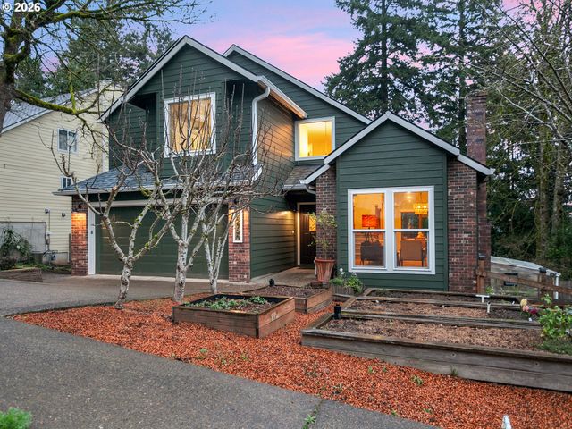 22790 OREGON CITY Loop, West Linn, OR 97068