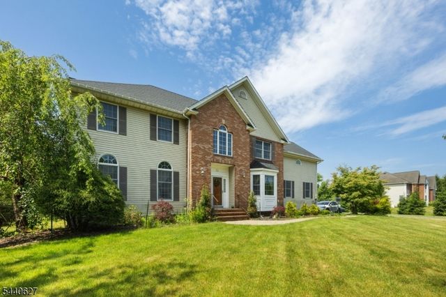 72 Doby Rd, Randolph Twp., NJ 07945
