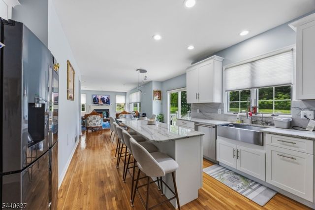 72 Doby Rd, Randolph Twp., NJ 07945
