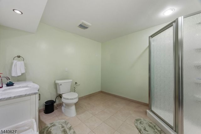 72 Doby Rd, Randolph Twp., NJ 07945