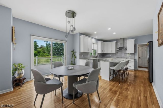 72 Doby Rd, Randolph Twp., NJ 07945