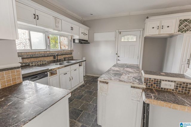 5131 HILLSIDE DRIVE, Fairfield, AL 35064