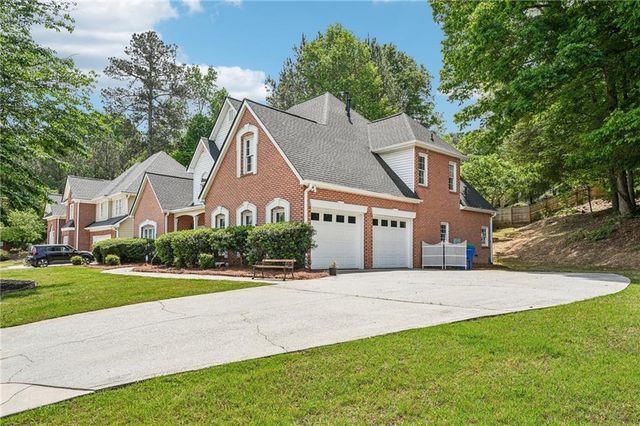 4810 Highland Lake Drive, Atlanta, GA 30349