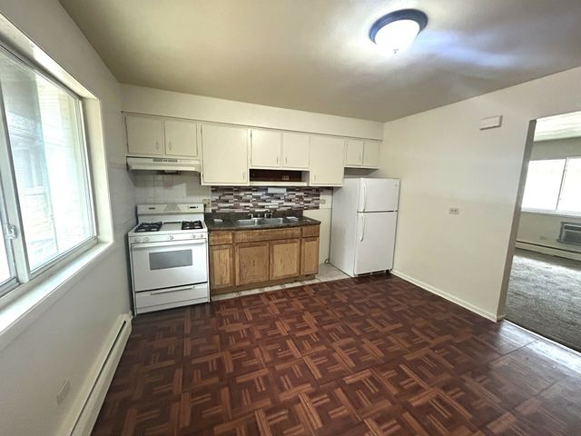 3420 Warren Avenue, Bellwood, IL 60104