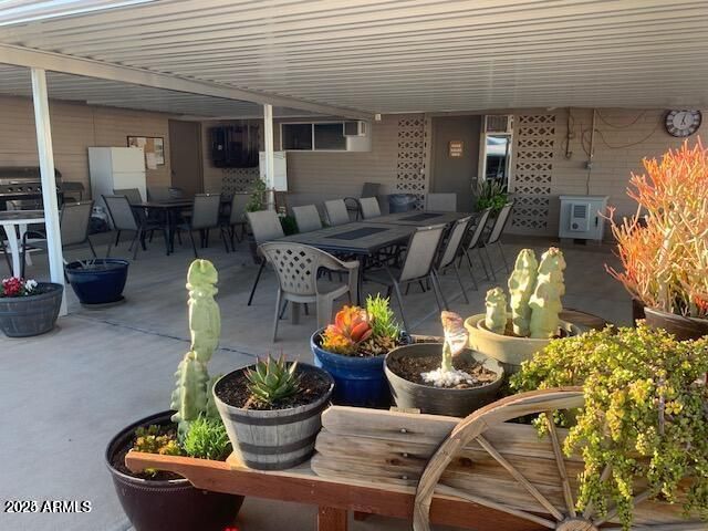 2528 E MCKELLIPS Road 146, Mesa, AZ 85213