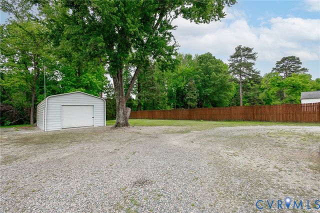 21407 Perdue Ave, Chesterfield, VA 23803