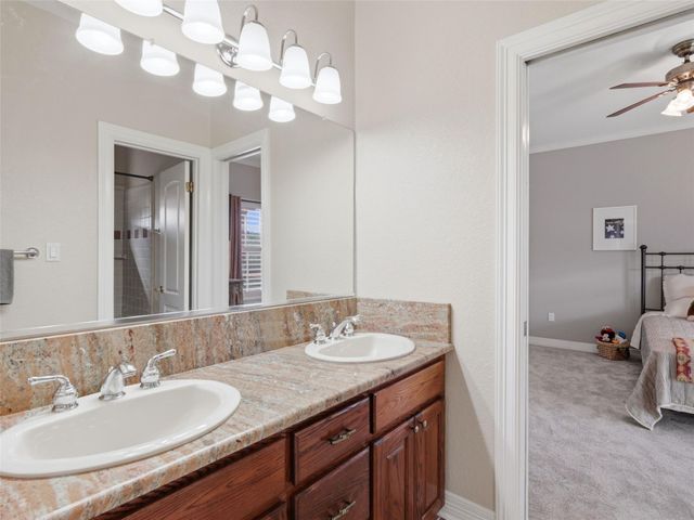 26240 Smithson Valley RD, San Antonio, TX 78261