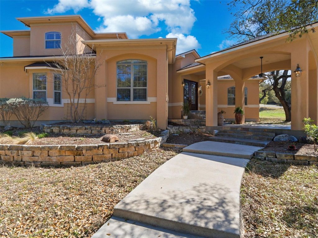 26240 Smithson Valley RD, San Antonio, TX 78261