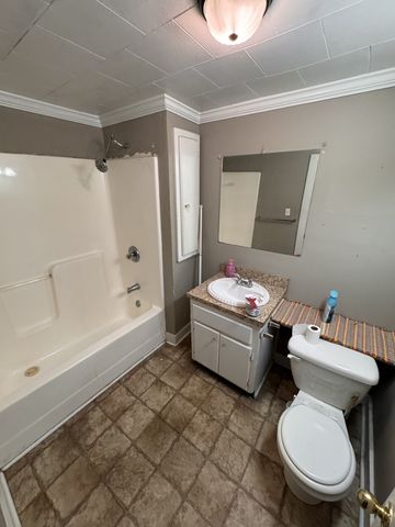 1458 Highway 64, W, Shelbyville, TN 37160